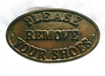 Please Remove Your Shoes Plaque - Yakedas Party and Giftware